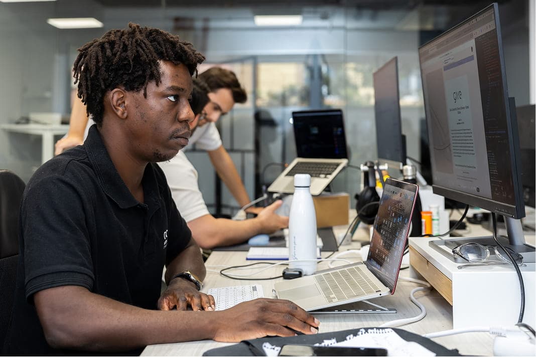 Lasting Dynamics Gallery 9